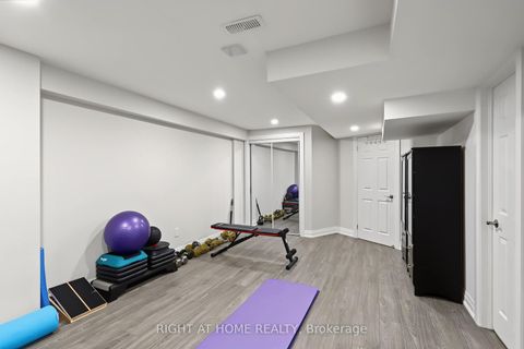 Photo 39 at 11 Harrowsmith Place, Oak Ridges, Richmond Hill