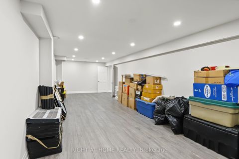 Photo 42 at 11 Harrowsmith Place, Oak Ridges, Richmond Hill