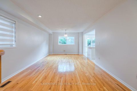Photo 7 at 11 Wilket Creek Road, Flemingdon Park, Toronto