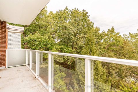 Photo 8 at 406 - 185 Stephen Drive, Queensway, Toronto