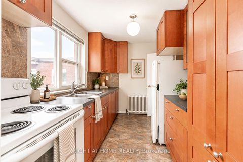 Photo 11 at 406 - 185 Stephen Drive, Queensway, Toronto