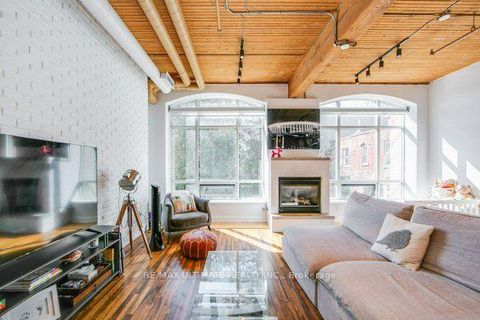 Photo 6 at 104 - 993 Queen Street W, Bellwoods, Toronto