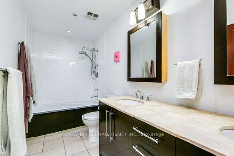 Photo 12 at 104 - 993 Queen Street W, Bellwoods, Toronto