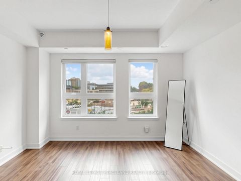 Photo 1 at 325 - 2100 Bridletowne Circle, L'Amoreaux, Toronto