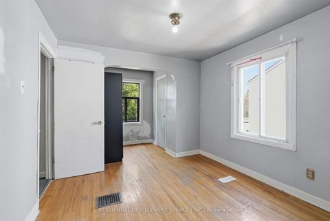 Photo 20 at 21 Eastgate Crescent, Birchmount, Toronto