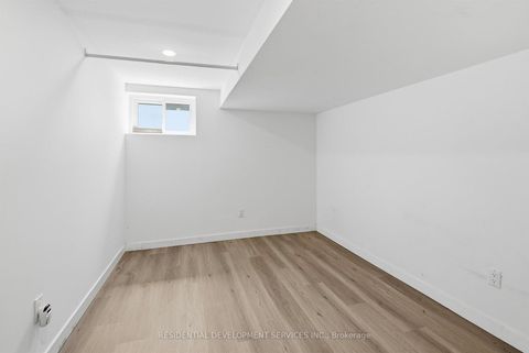 Photo 37 at 21 Eastgate Crescent, Birchmount, Toronto