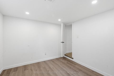 Photo 40 at 21 Eastgate Crescent, Birchmount, Toronto