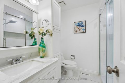 Photo 29 at 11 Charlotte Court, Letitia Heights, Barrie