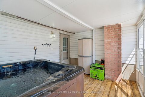 Photo 47 at 11 Charlotte Court, Letitia Heights, Barrie