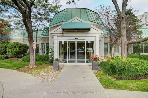 Photo 3 at 315 - 2628 Mccowan Road, Agincourt North, Toronto