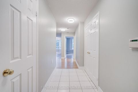 Photo 8 at 315 - 2628 Mccowan Road, Agincourt North, Toronto