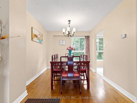 Photo 9 at 174 Rusty Crestway, Don Valley Village, Toronto