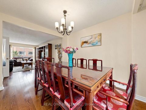 Photo 10 at 174 Rusty Crestway, Don Valley Village, Toronto