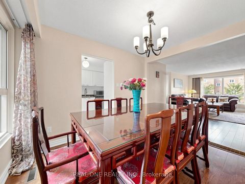 Photo 12 at 174 Rusty Crestway, Don Valley Village, Toronto