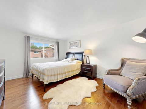 Photo 24 at 174 Rusty Crestway, Don Valley Village, Toronto