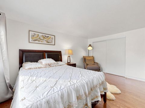 Photo 26 at 174 Rusty Crestway, Don Valley Village, Toronto