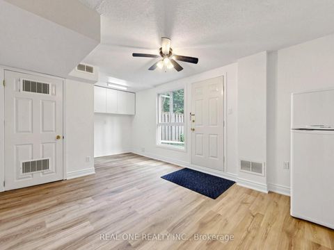 Photo 36 at 174 Rusty Crestway, Don Valley Village, Toronto