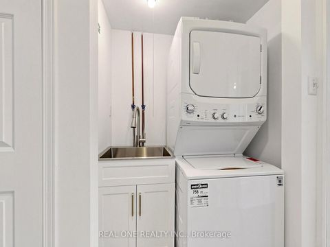 Photo 42 at 174 Rusty Crestway, Don Valley Village, Toronto