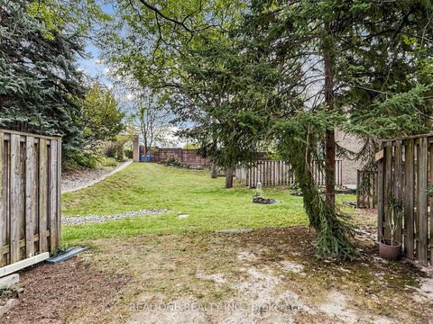 Photo 46 at 174 Rusty Crestway, Don Valley Village, Toronto