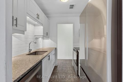 Photo 12 at 502 - 41 Lake Shore Drive, New Toronto, Toronto