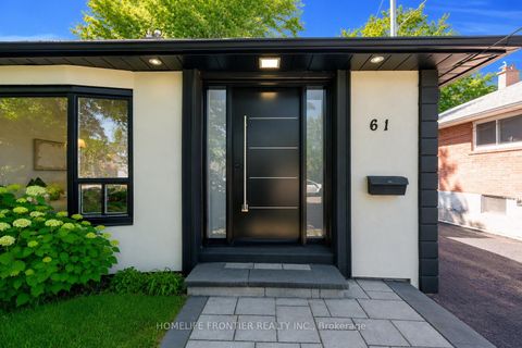 Photo 4 at 61 Sundial Crescent, Victoria Village, Toronto