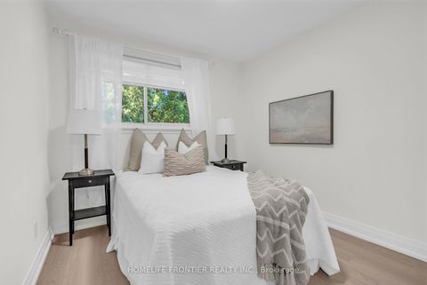 Photo 28 at 61 Sundial Crescent, Victoria Village, Toronto