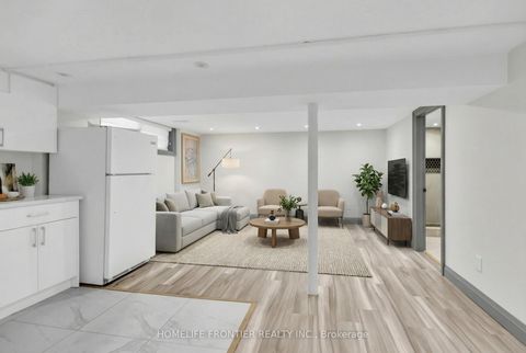 Photo 35 at 61 Sundial Crescent, Victoria Village, Toronto