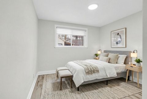 Photo 40 at 61 Sundial Crescent, Victoria Village, Toronto