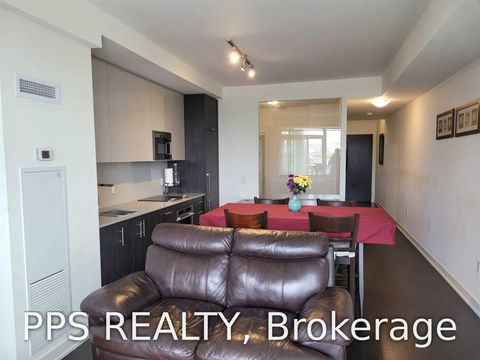 Photo 10 at 1007 - 330 Richmond Street W, Waterfront Communities C1, Toronto