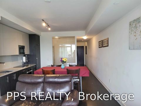 Photo 11 at 1007 - 330 Richmond Street W, Waterfront Communities C1, Toronto