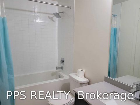Photo 14 at 1007 - 330 Richmond Street W, Waterfront Communities C1, Toronto