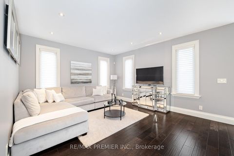 Photo 13 at 28 Ellerby Square N, West Woodbridge, Vaughan