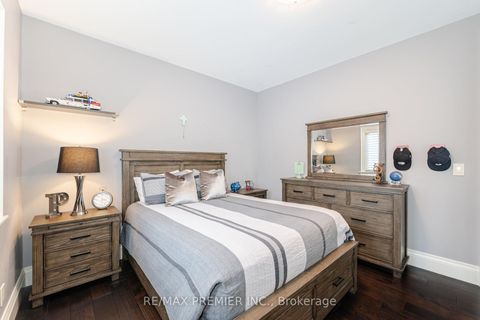 Photo 27 at 28 Ellerby Square N, West Woodbridge, Vaughan