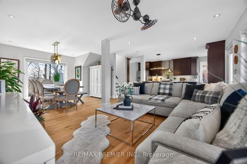 Photo 10 at 19 Park Lane, Queensway, Toronto