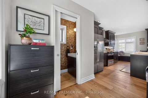 Photo 12 at 19 Park Lane, Queensway, Toronto