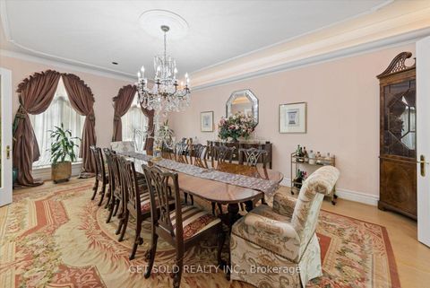 Photo 10 at 46 Wimpole Drive, Windfields, Toronto