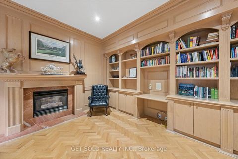 Photo 11 at 46 Wimpole Drive, Windfields, Toronto