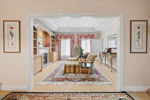 Photo 17 at 46 Wimpole Drive, Windfields, Toronto
