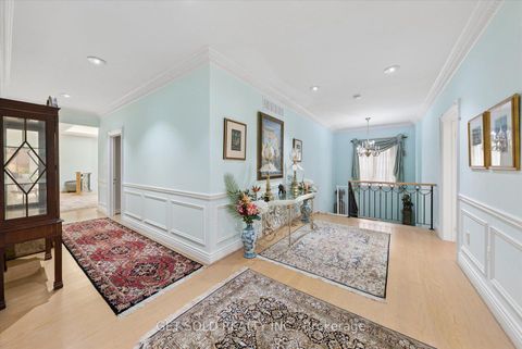 Photo 20 at 46 Wimpole Drive, Windfields, Toronto
