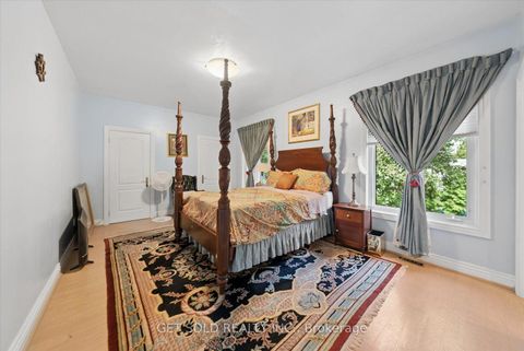 Photo 26 at 46 Wimpole Drive, Windfields, Toronto