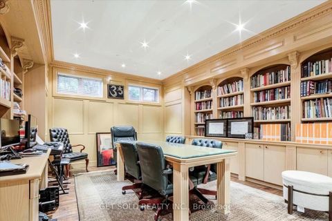 Photo 37 at 46 Wimpole Drive, Windfields, Toronto