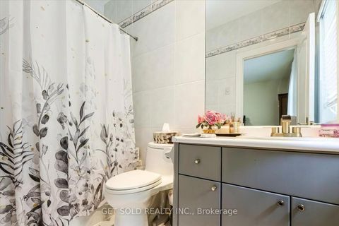 Photo 39 at 46 Wimpole Drive, Windfields, Toronto