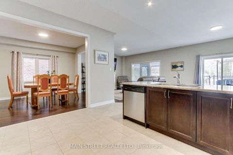 Photo 3 at 42 Prosser Crescent, Sutton & Jackson's Point, Georgina