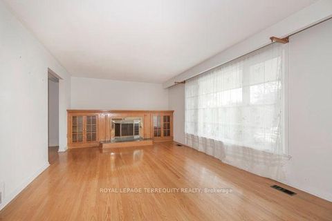 Photo 4 at 1 Snowcrest Avenue, Steeles, Toronto