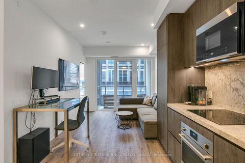 Photo 7 at 611 - 108 Peter Street, Waterfront Communities C1, Toronto