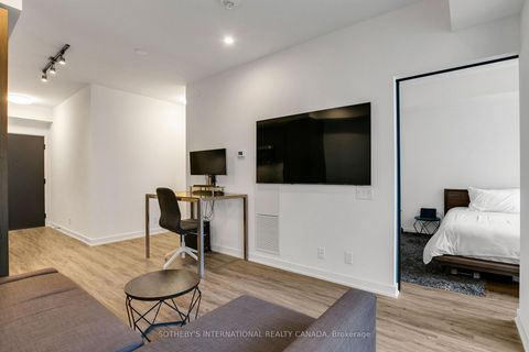 Photo 9 at 611 - 108 Peter Street, Waterfront Communities C1, Toronto