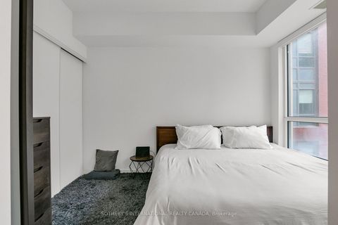 Photo 14 at 611 - 108 Peter Street, Waterfront Communities C1, Toronto