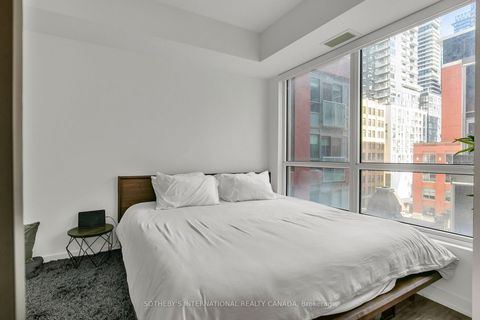 Photo 15 at 611 - 108 Peter Street, Waterfront Communities C1, Toronto