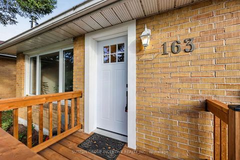 Photo 2 at 163 Grove Street E, Wellington, Barrie