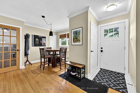 Photo 4 at 163 Grove Street E, Wellington, Barrie